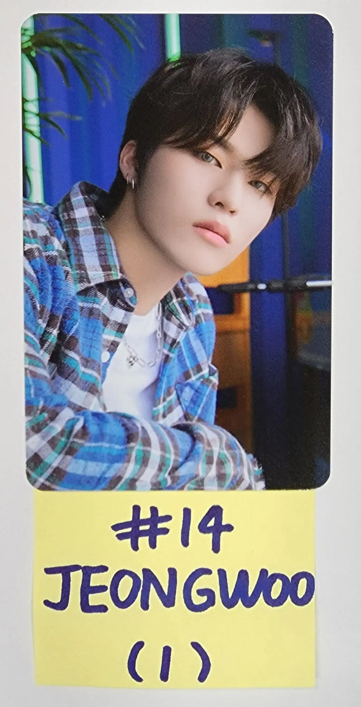 Treasure "Tour Hello IN SEOUL" - Official Trading Photocard - HALLYUSUPERSTORE