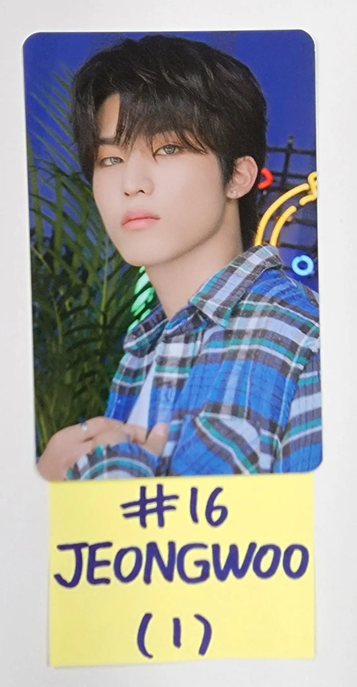 Treasure "Tour Hello IN SEOUL" - Official Trading Photocard - HALLYUSUPERSTORE