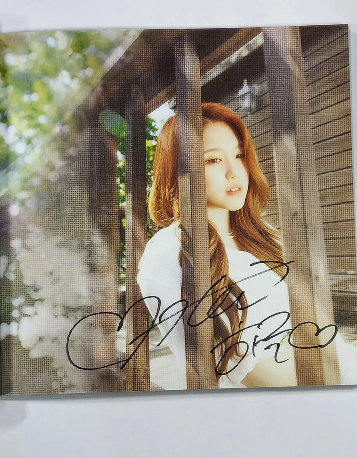 NATURE "NATURE WORLD : CODE W" - Hand Autographed(Signed) Album - HALLYUSUPERSTORE