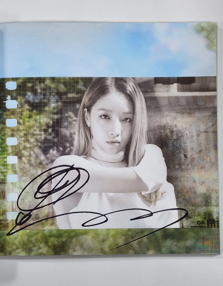 NATURE "NATURE WORLD : CODE W" - Hand Autographed(Signed) Album - HALLYUSUPERSTORE