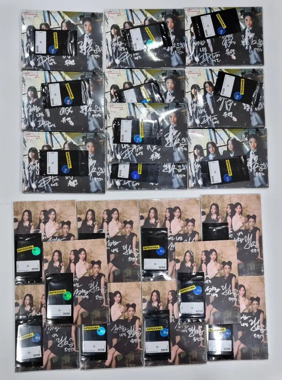 TripleS "Acid Angel from Asia" US Edition - Hello82 Hand Autographed(Signed) Album - HALLYUSUPERSTORE