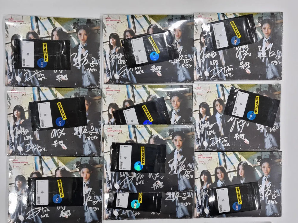 TripleS "Acid Angel from Asia" US Edition - Hello82 Hand Autographed(Signed) Album - HALLYUSUPERSTORE