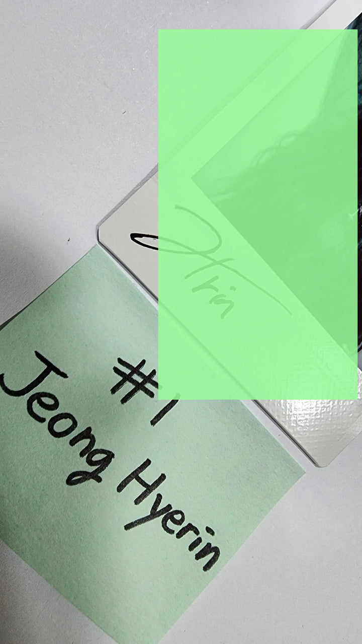 jeong heyrin (Of TripleS) "Acid Angel from Asia" - Hand Autographed(Signed) Polaroid - HALLYUSUPERSTORE
