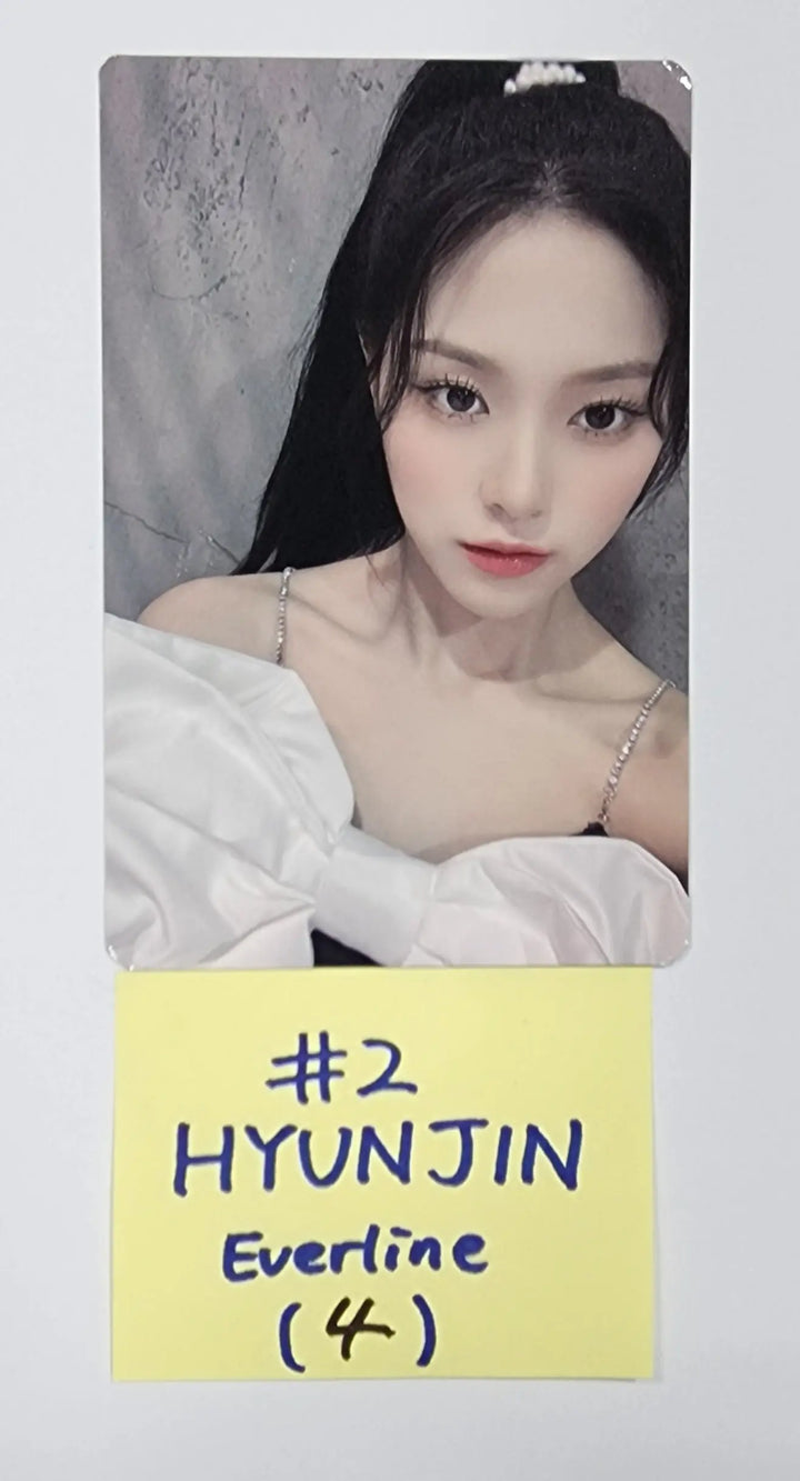 Loona "LOOK:NA" HOBBY PLANET - Everline Bandana Keyring MD Photocard - HALLYUSUPERSTORE