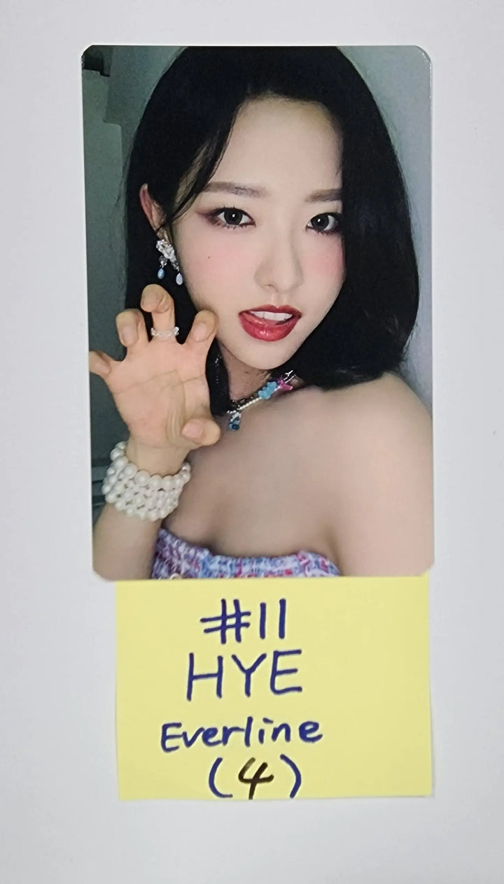 Loona "LOOK:NA" HOBBY PLANET - Everline Bandana Keyring MD Photocard - HALLYUSUPERSTORE