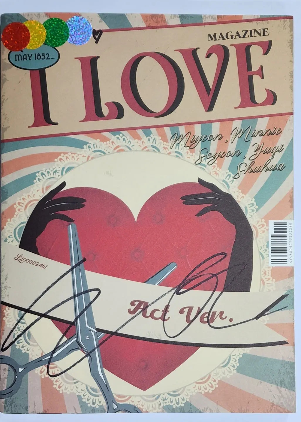 Soyeon (Of (G) I-DLE) "I love" - Hand Autographed(Signed) Album - HALLYUSUPERSTORE