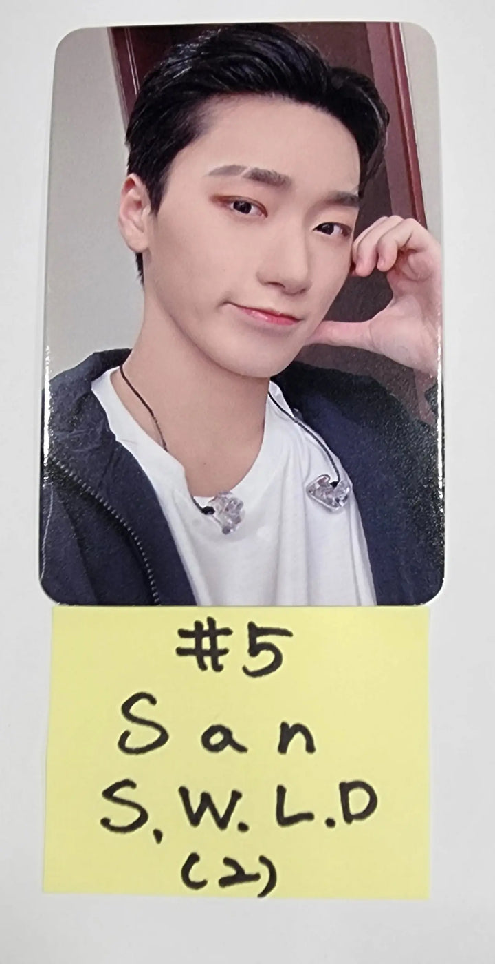 Ateez "The World Ep.1 - MOVEMENT" - Soundwave Lucky Draw Event Photocard Round 2 - HALLYUSUPERSTORE
