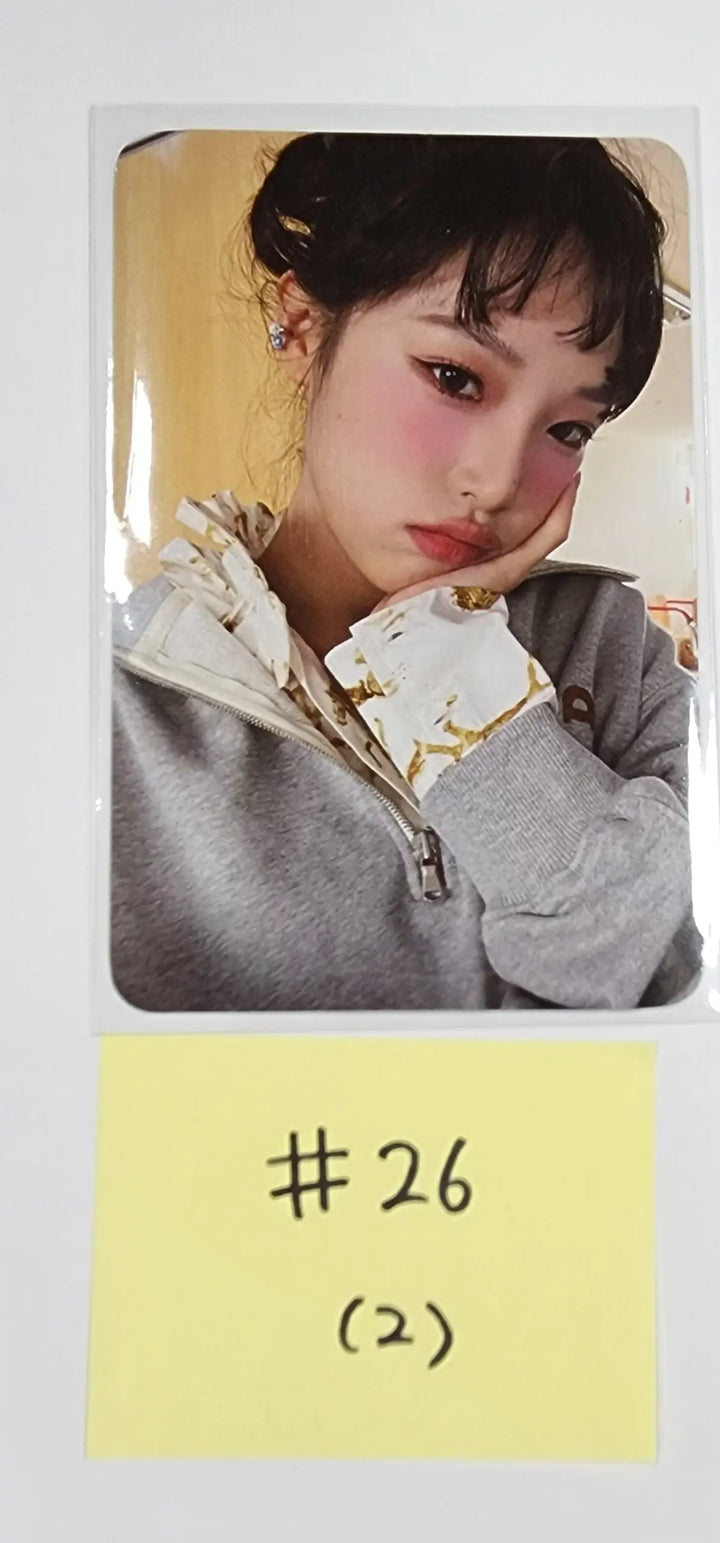 YENA "Yena in Winterland"  THE HYUNDAI SEOUL - Pop-Up Official Trading Photocard - HALLYUSUPERSTORE