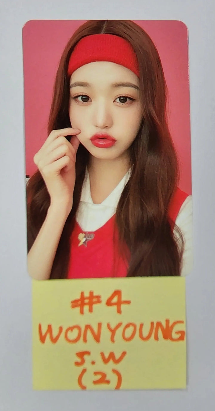IVE 2023 Season's Greetings - Soundwave Pre-Order Benefit Photocard - HALLYUSUPERSTORE