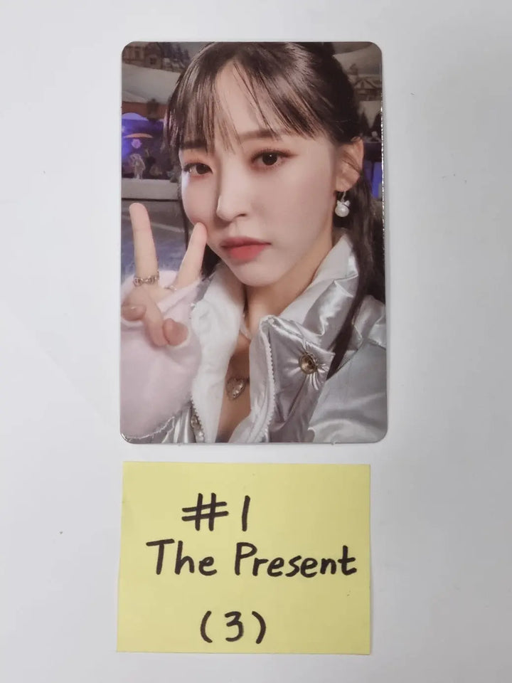 Moon Byul "The Present" - Official Photocard, Big Photocards - HALLYUSUPERSTORE