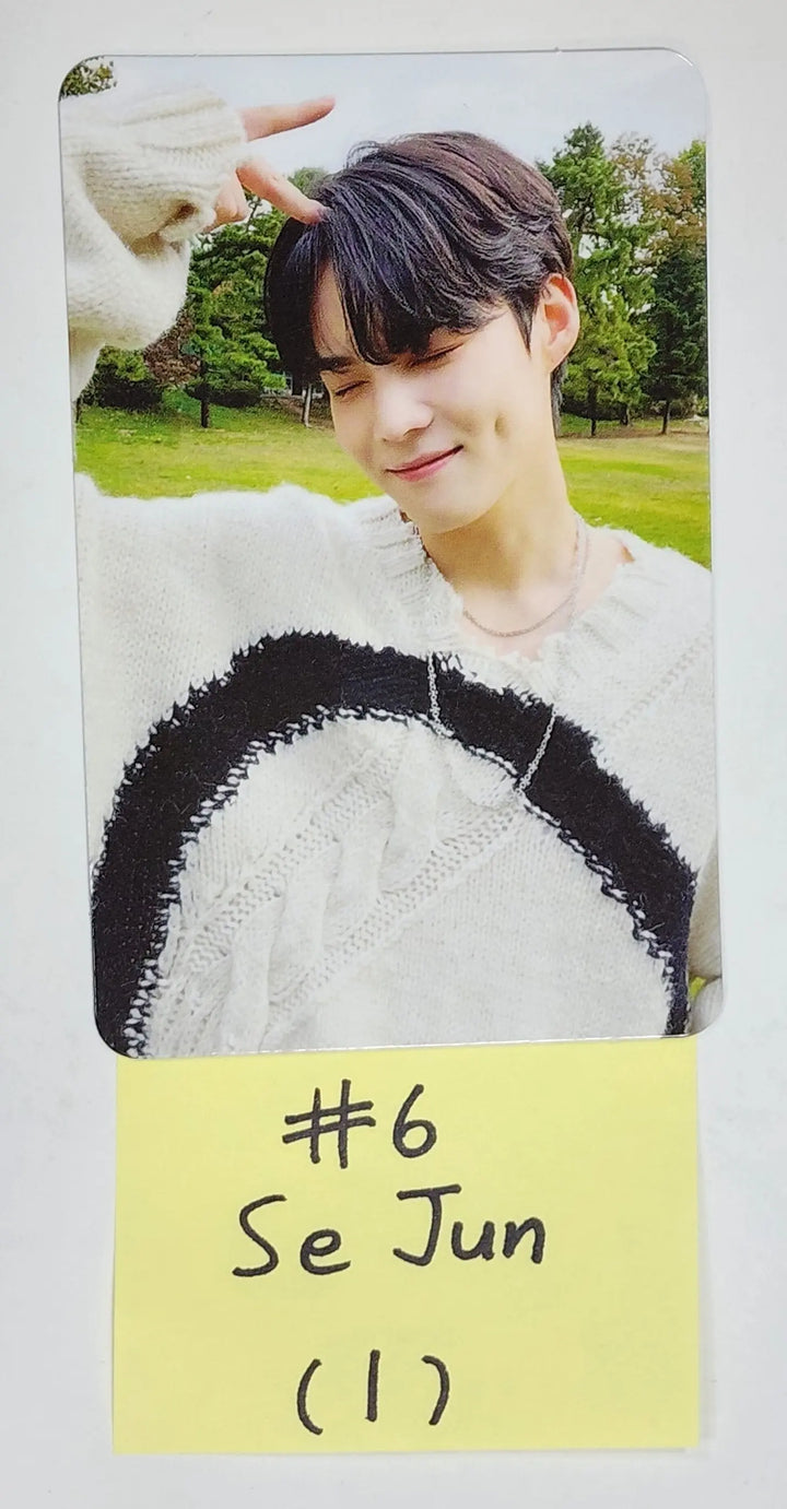 Victon "choice" - Official Photocard, Paper Stand, Key Ring - HALLYUSUPERSTORE