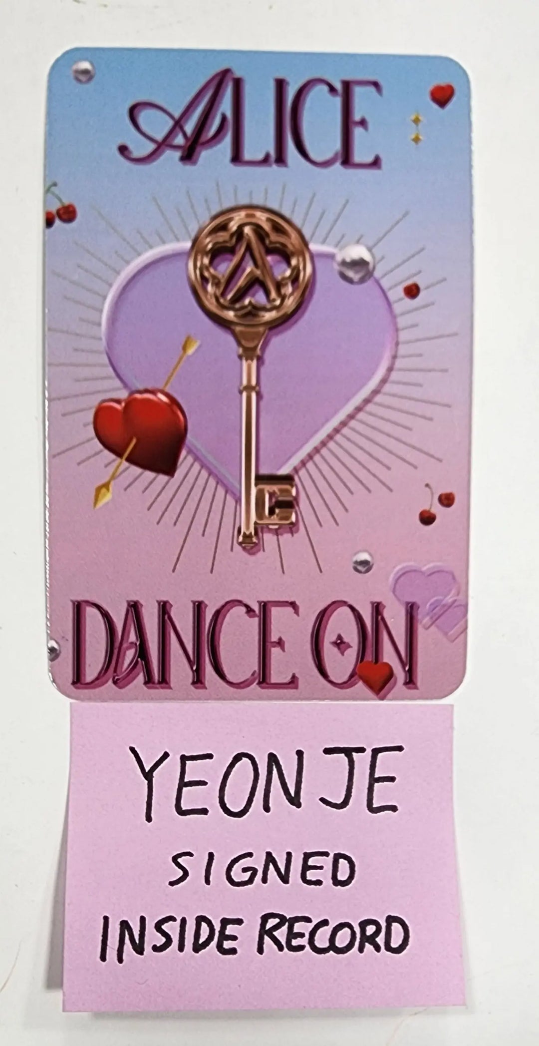 Yeon Je (of ALICE) "DANCE ON" - Hand Autographed(Signed) Photocard - HALLYUSUPERSTORE