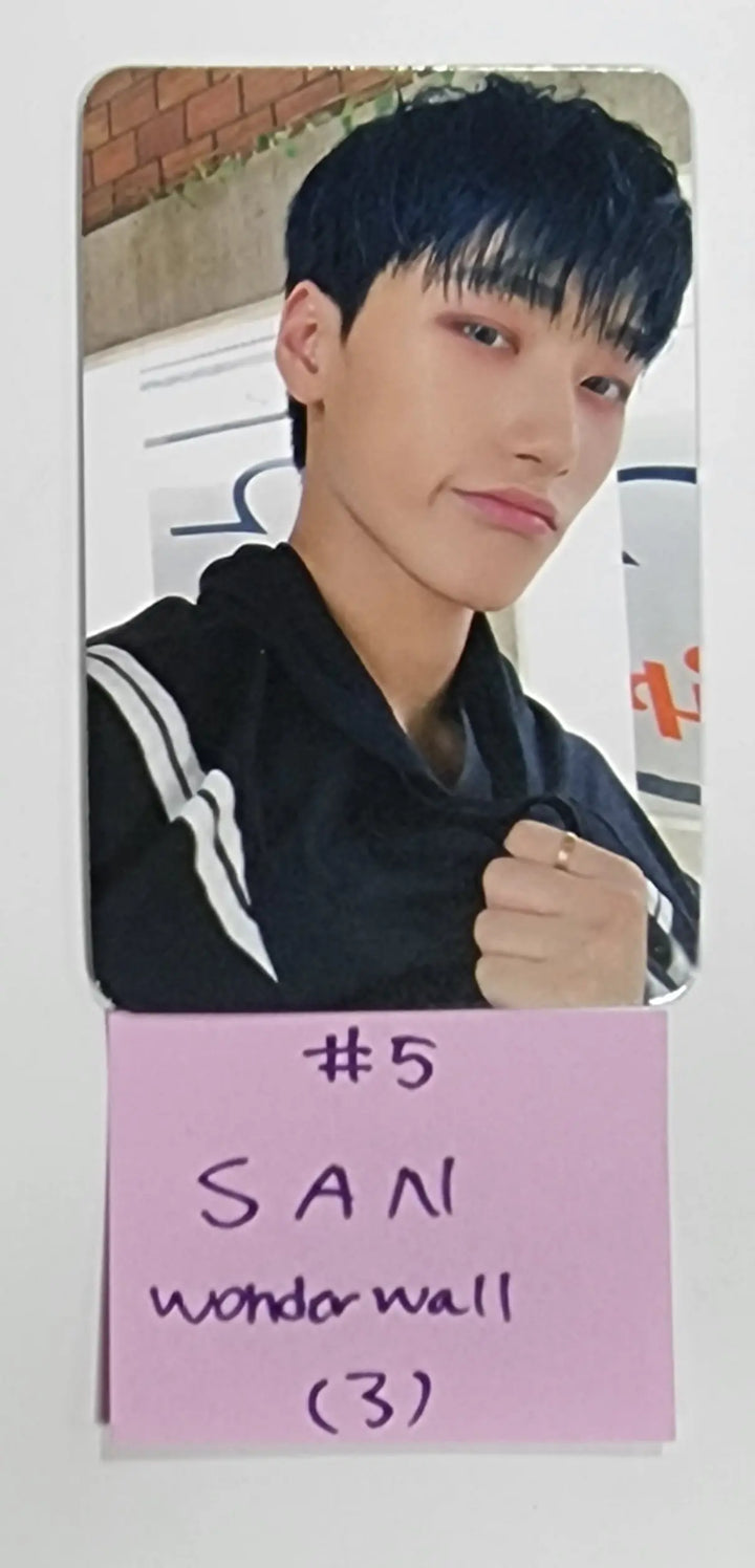 Ateez 'SPIN OFF : FROM THE WITNESS' - Wonderwall Fansign Event Photocard - HALLYUSUPERSTORE