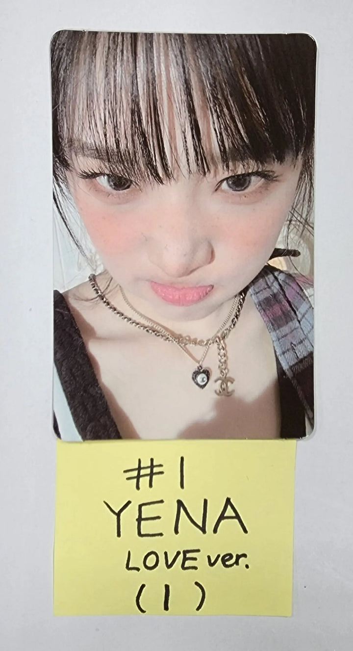 YENA "Love War" - Official Photocard - HALLYUSUPERSTORE
