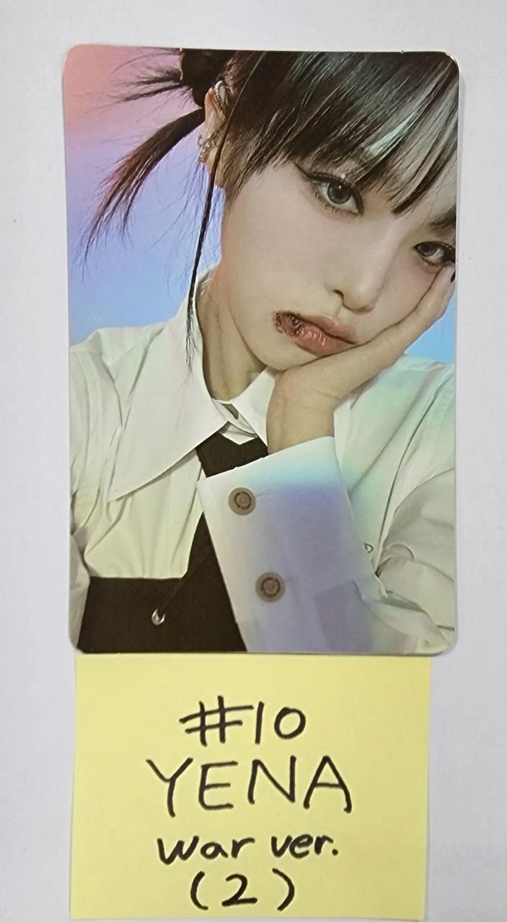 YENA "Love War" - Official Photocard - HALLYUSUPERSTORE