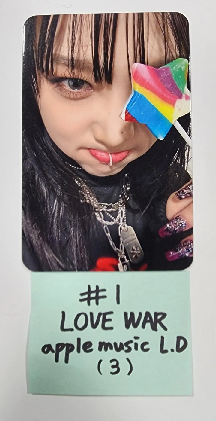 YENA "Love War" - Apple Music Lucky Draw Event Photocard - HALLYUSUPERSTORE