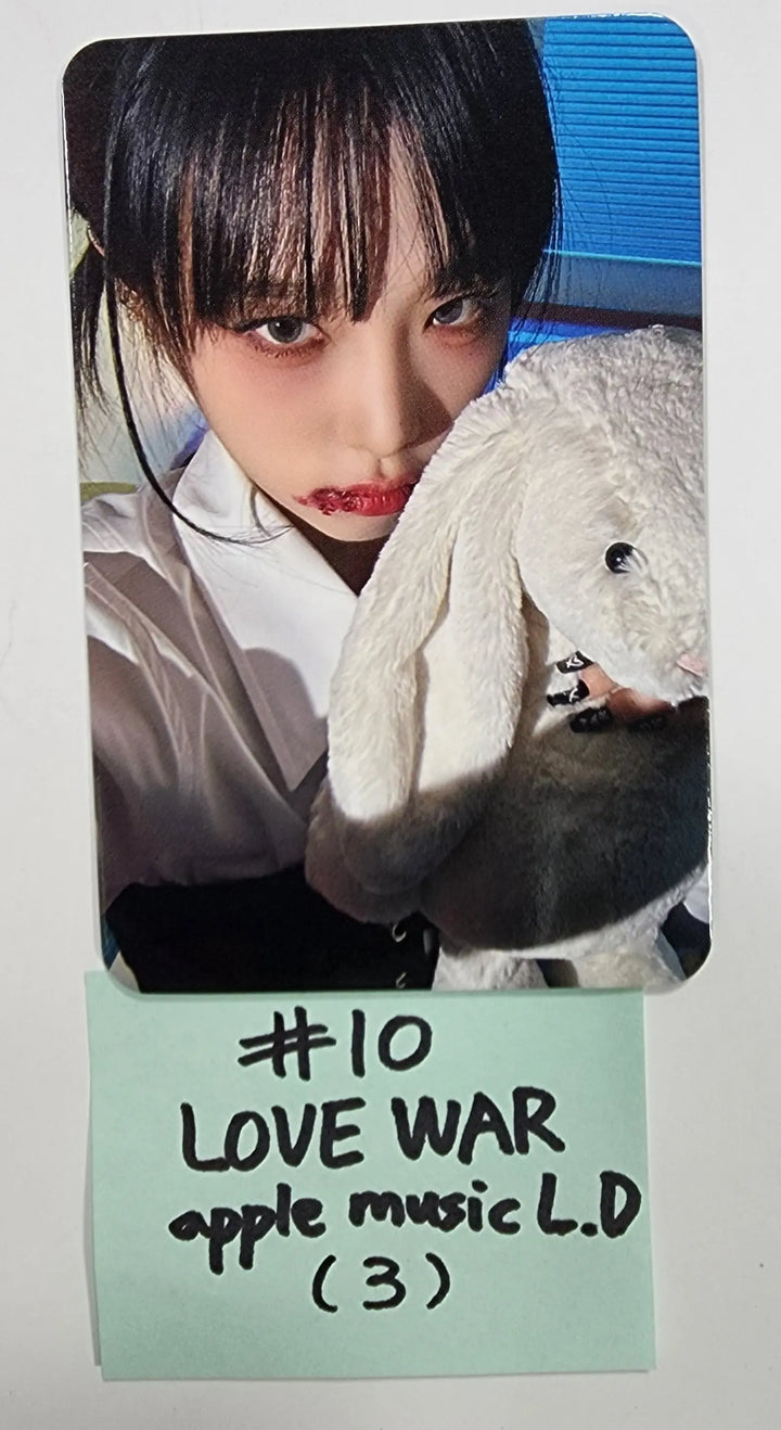 YENA "Love War" - Apple Music Lucky Draw Event Photocard - HALLYUSUPERSTORE