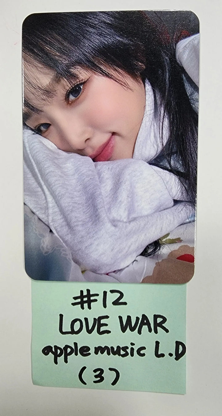 YENA "Love War" - Apple Music Lucky Draw Event Photocard - HALLYUSUPERSTORE