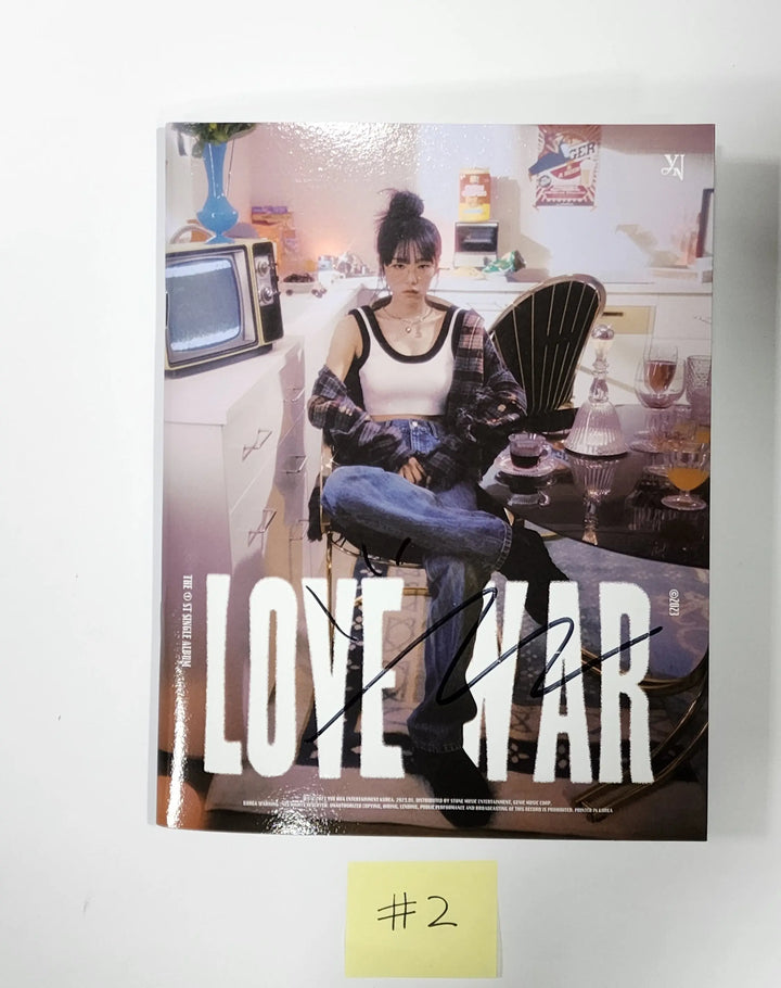 YENA "Love War" - Hand Autographed(Signed) Album - HALLYUSUPERSTORE