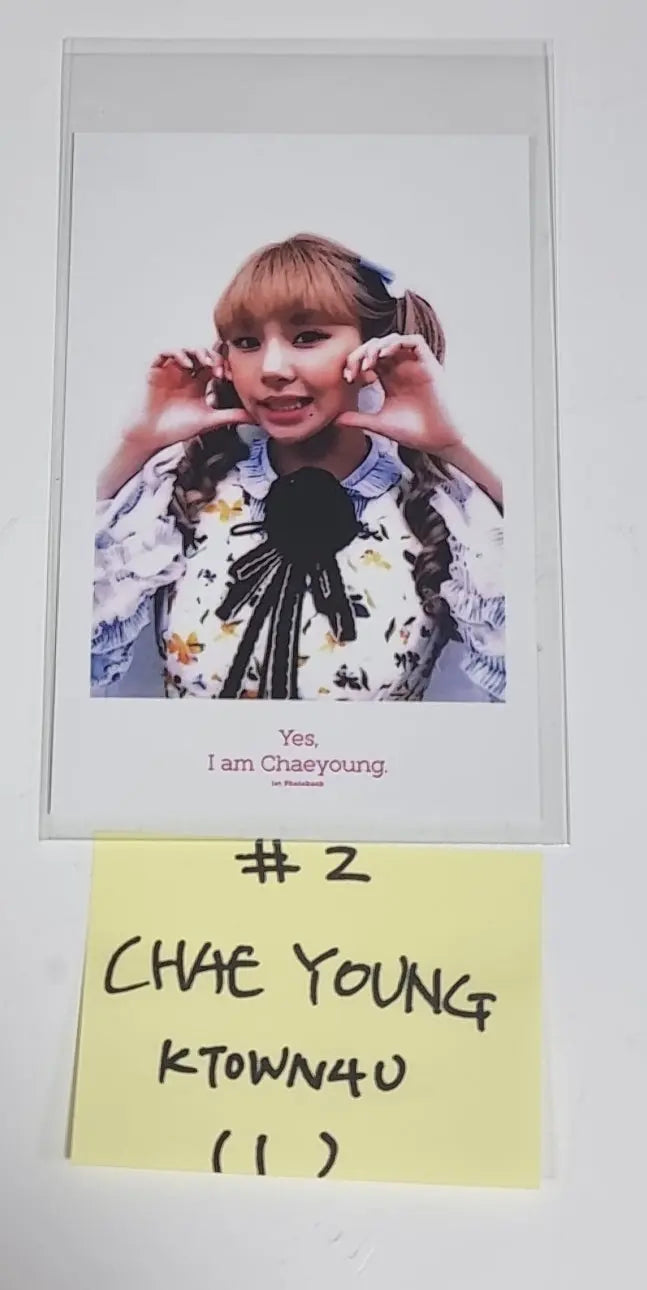 Chae Young (Of TWICE} "Yes, I am Chaeyoung." 1st Photobook - Ktown4U Special Gift Polaroid Type Photocard - HALLYUSUPERSTORE