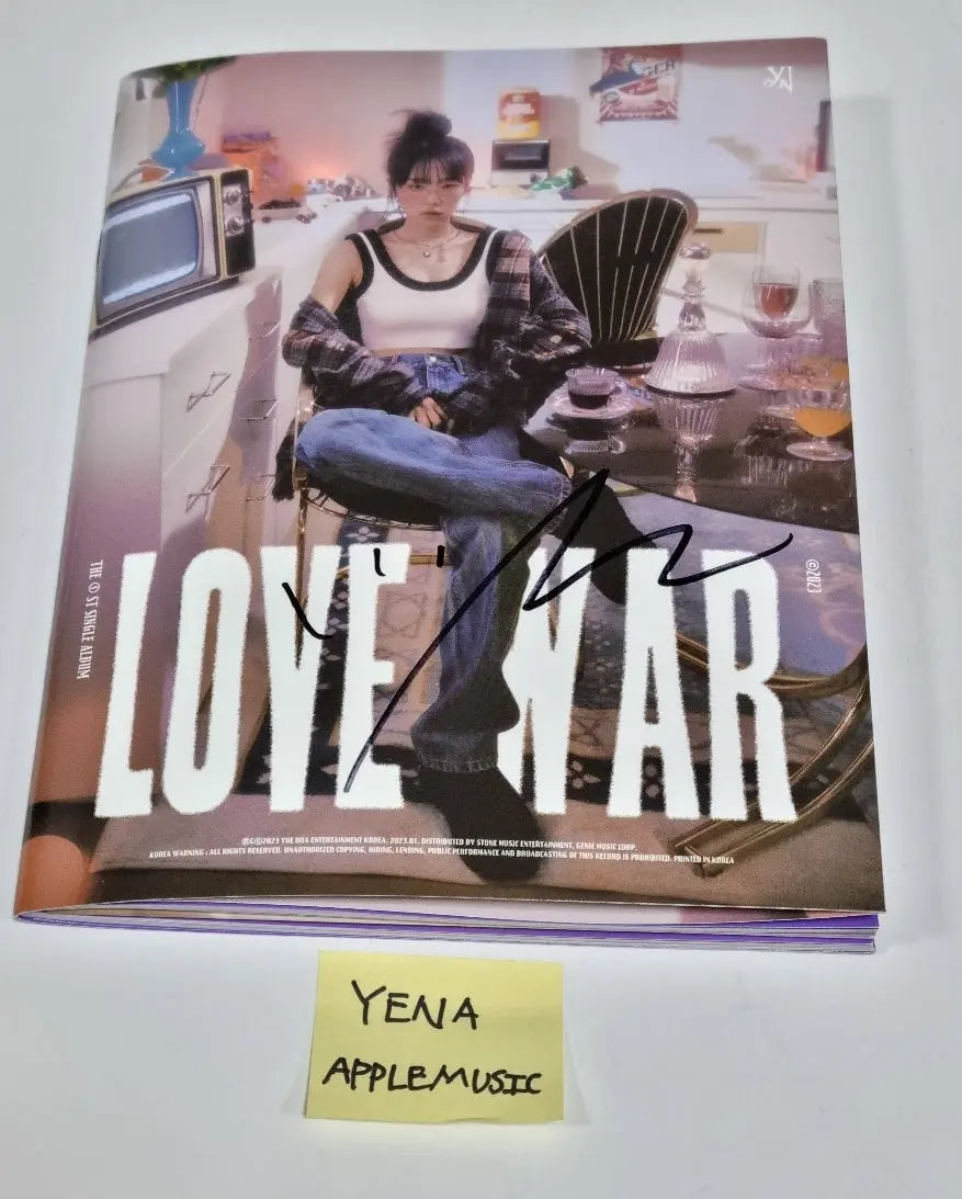 YENA "Love War" - Hand Autographed(Signed) Album - HALLYUSUPERSTORE