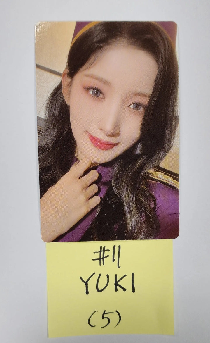 PURPLE KISS "Cabin Fever" - Official Photocard, Door Photocard - HALLYUSUPERSTORE