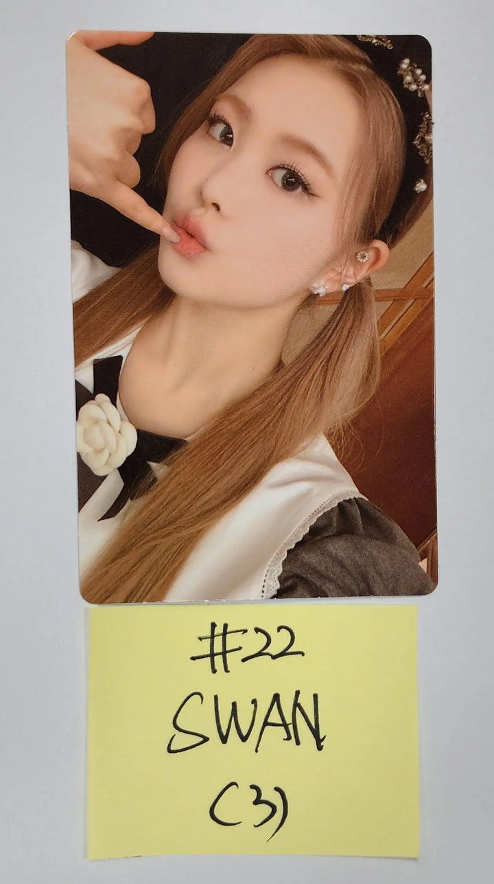 PURPLE KISS "Cabin Fever" - Official Photocard, Door Photocard - HALLYUSUPERSTORE