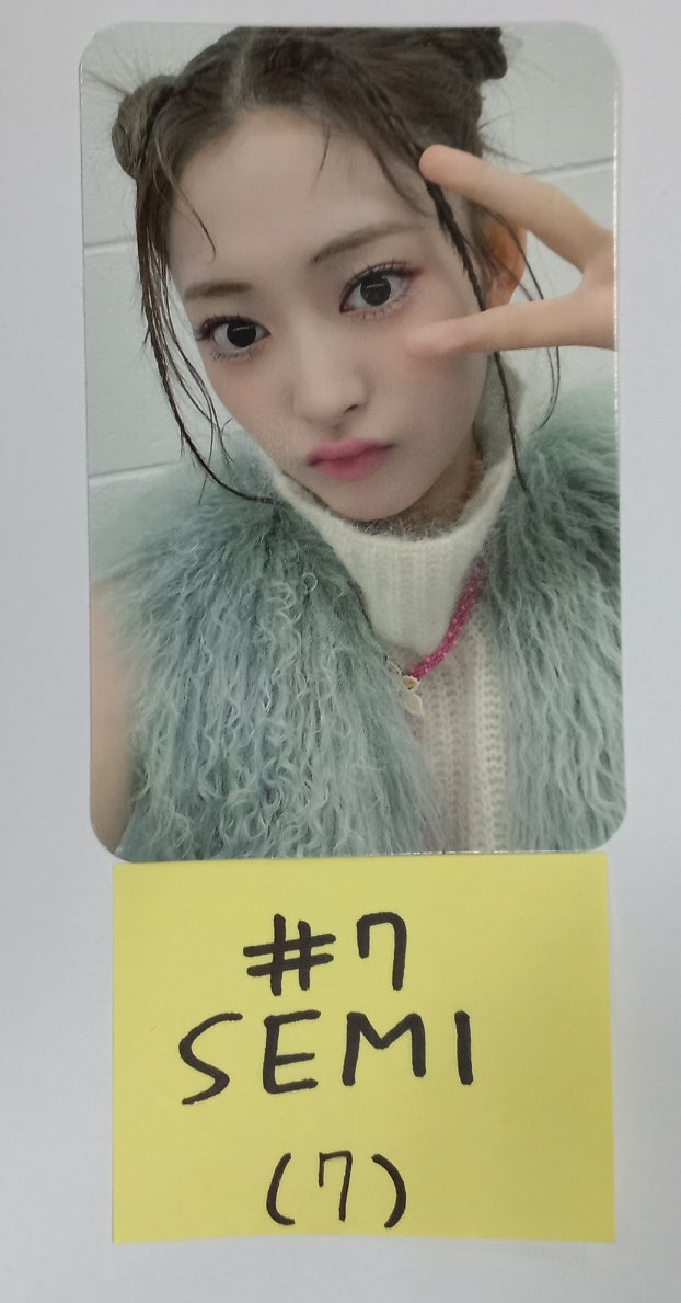 Cignature 3rd Mini "My Little Aurora" - Official Photocard (2) - HALLYUSUPERSTORE