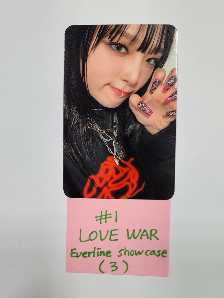 YENA "LOVE WAR" - Everline Pre-Order Benefit Photocard - HALLYUSUPERSTORE
