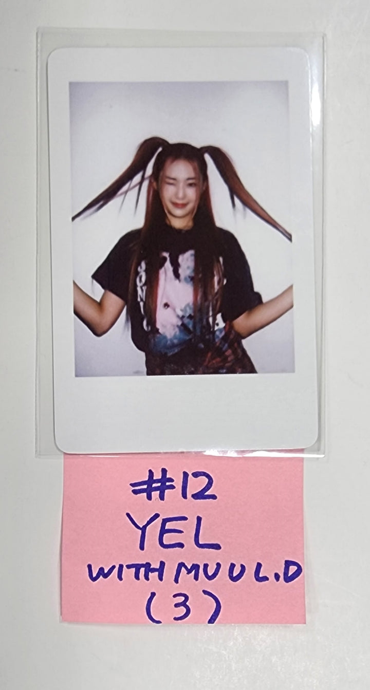 H1-KEY "Rose Blossom" Mini 1st - Withmuu Lucky Draw Event Photocard, Drink Event Photocard - HALLYUSUPERSTORE