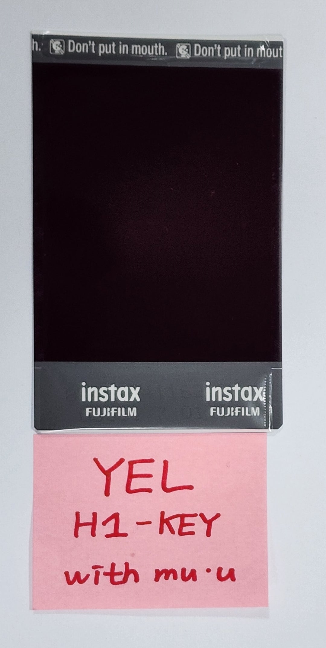 Yel (Of H1-KEY) "Rose Blossom" Mini 1st - Hand Autographed(Signed) Polaroid - HALLYUSUPERSTORE