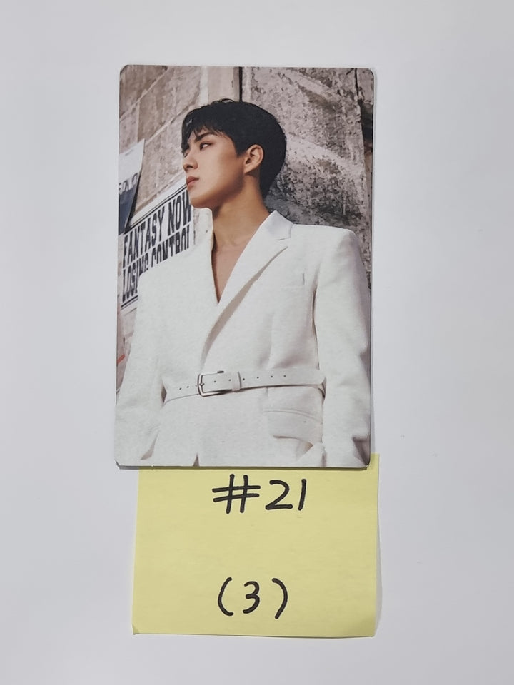 TAN "ESSEGE" - Official Photocard - HALLYUSUPERSTORE