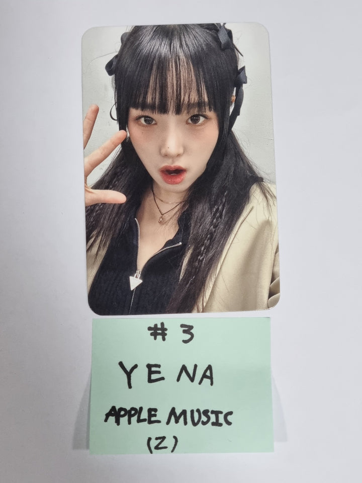 YENA "Love War" - Apple Music Fansign Event Photocard Round 5 - HALLYUSUPERSTORE
