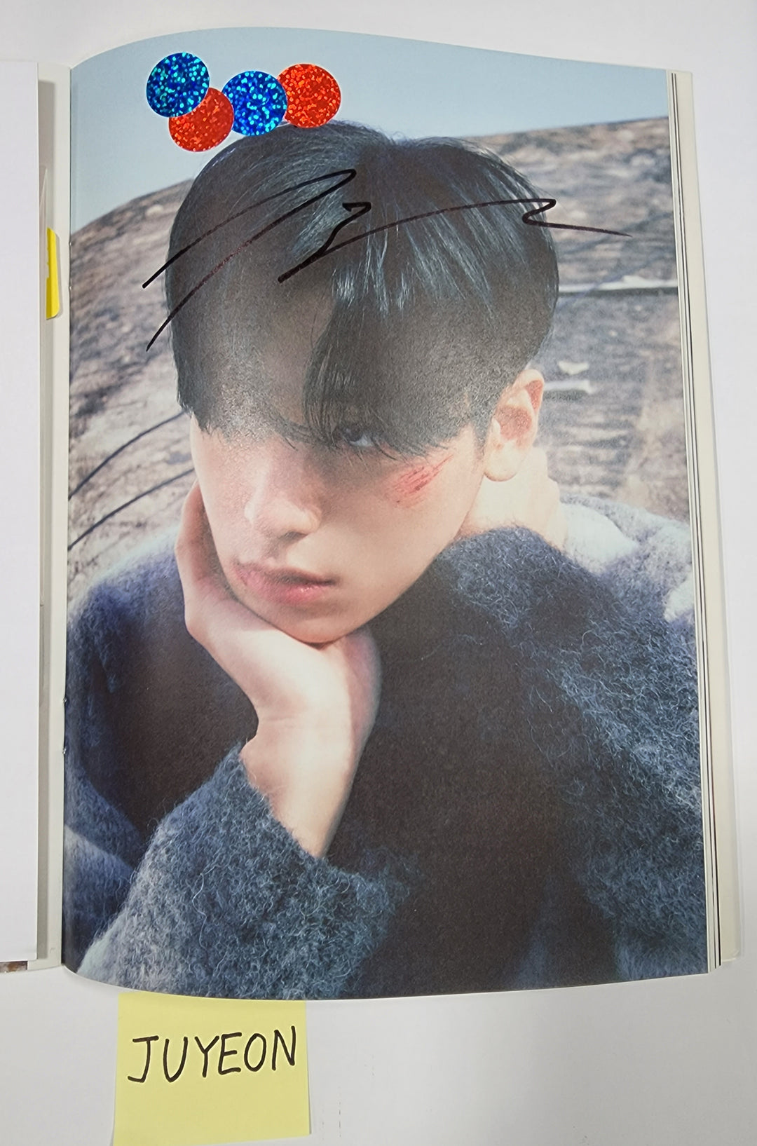 Juyeon (Of The Boyz) "ROAR" 8th - Hand Autographed(Signed) Album - HALLYUSUPERSTORE