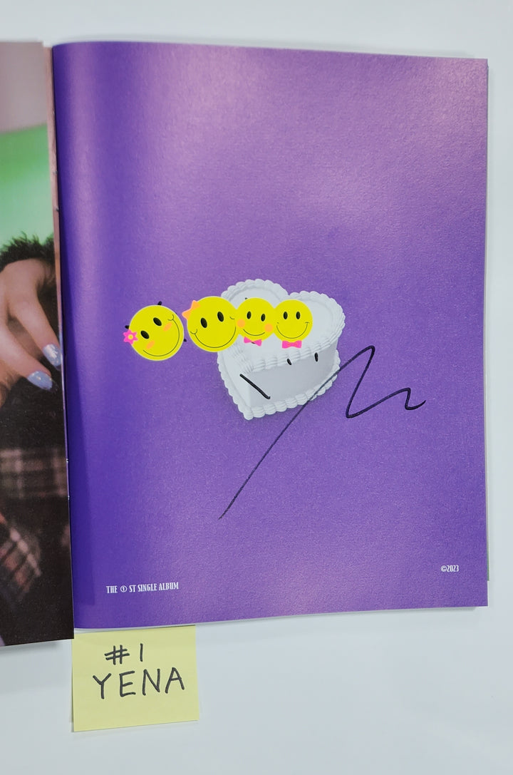 YENA "Love War" - Hand Autographed(Signed) Album - HALLYUSUPERSTORE