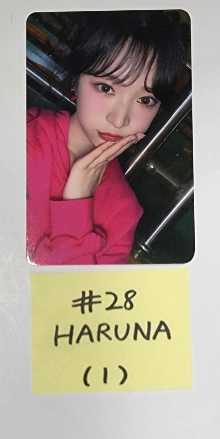 Billlie "the Billage of perception: chapter three" Mini 4th - Official Photocard (1) - HALLYUSUPERSTORE