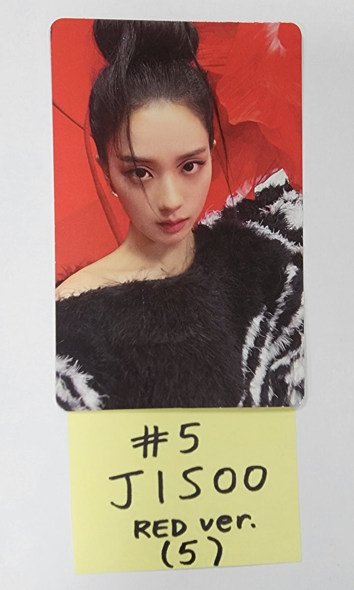 JISOO (Of Black Pink) "ME" 1st Single Album - Official Photocard, Polaroid - HALLYUSUPERSTORE