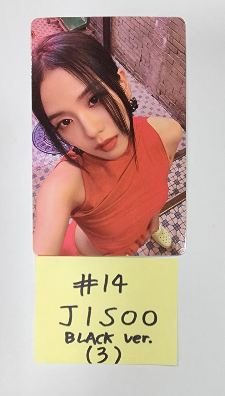 JISOO (Of Black Pink) "ME" 1st Single Album - Official Photocard, Polaroid - HALLYUSUPERSTORE