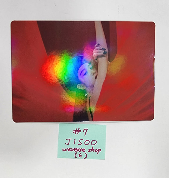 JISOO (Of Black Pink) "ME" 1st Single Album - Weverse Shop Pre-Order Benefit Photocard, Hologram Photo Stand - HALLYUSUPERSTORE