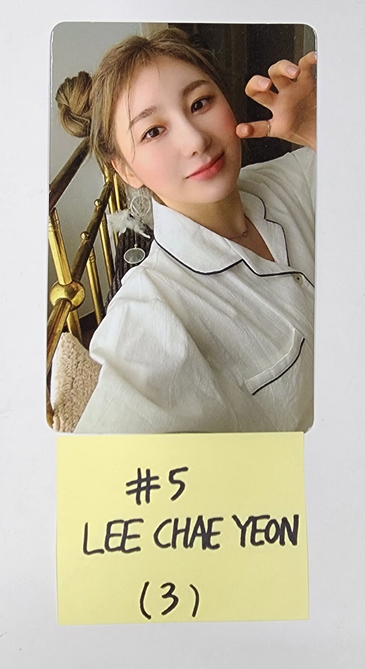 Lee Chae Yeon "Over The Moon" - Official Photocards & Postcard - HALLYUSUPERSTORE