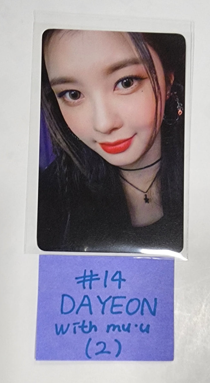 Kep1er "LOVESTRUCK! " - Withmuu, Apple Music Fansign Event, Makestar Pre-Order Benefit Photocard - HALLYUSUPERSTORE