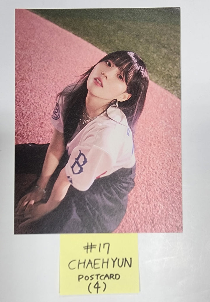 Kep1er "LOVESTRUCK! " - Official Postcard - HALLYUSUPERSTORE