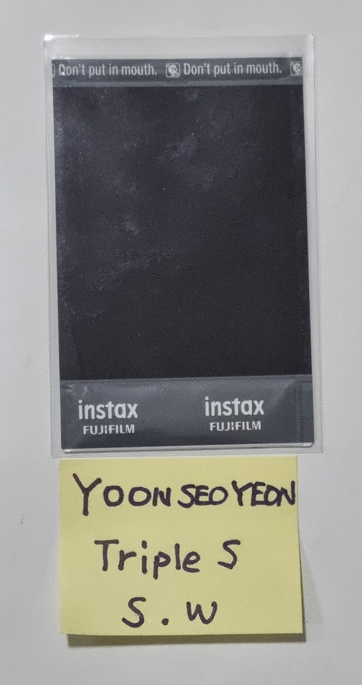 Yoon Seoyeon (Of TripleS) "ASSEMBLE" - Hand Autographed(Signed) Polaroid - HALLYUSUPERSTORE