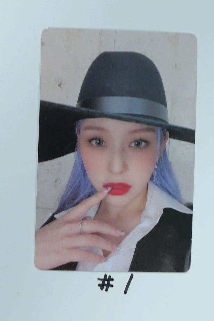 Dreamcatcher "Road To Utopia" - Gahyeon Official Photocard hallyusuperstore19