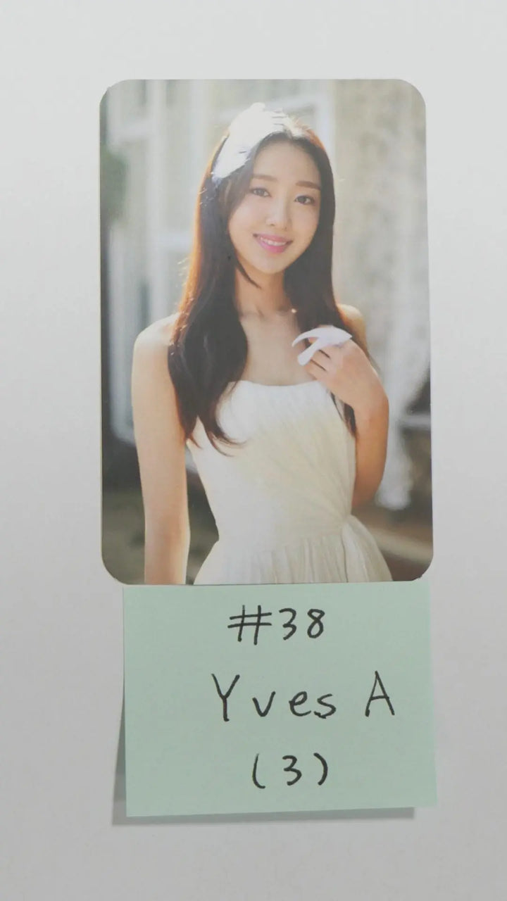 Loona - Official Solo & Unit Photo Card (#4) hallyusuperstore19