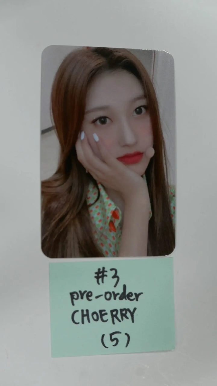 Loona 12:00 - Pre-order (MMT, WithD, Etc) benefit photocard - Choerry - HALLYUSUPERSTORE