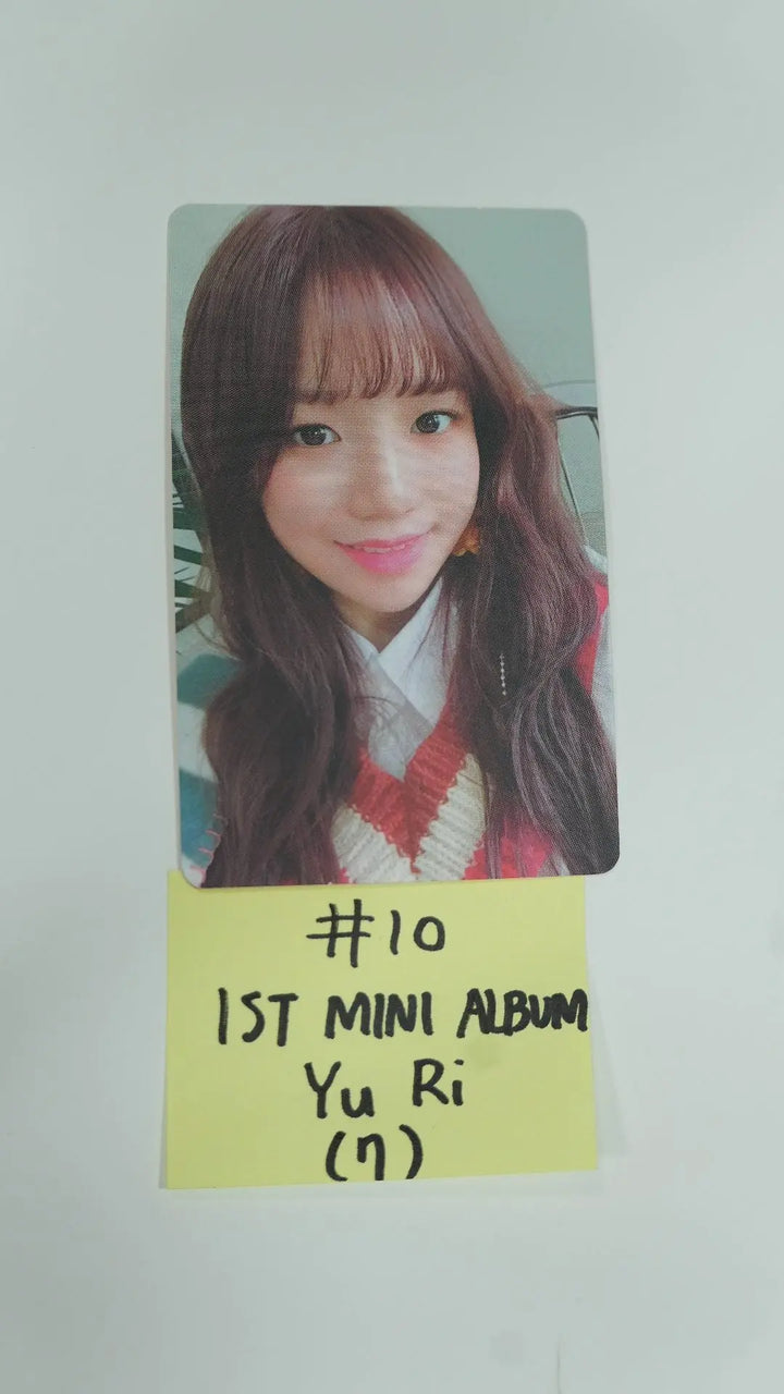 Iz*one IZONE "Color*Iz" - Official Photocard - HALLYUSUPERSTORE