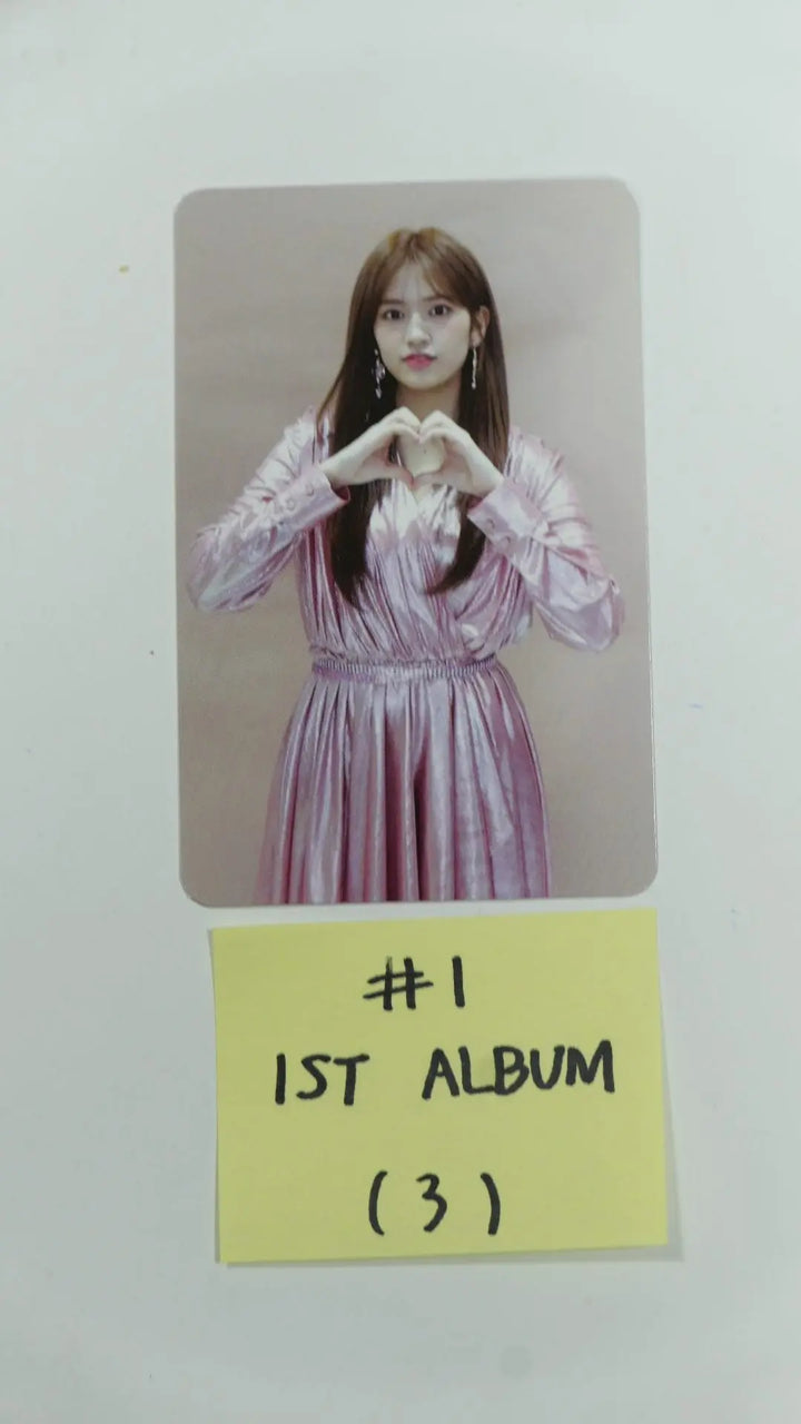 IZ*ONE IZONE 'BLOOM*IZ' / VOL.1- Official Photocard - Yujin - HALLYUSUPERSTORE