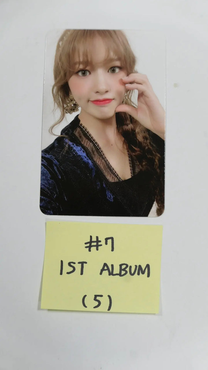 IZ*ONE IZONE 'BLOOM*IZ' / VOL.1- Official Photocard - Yujin - HALLYUSUPERSTORE