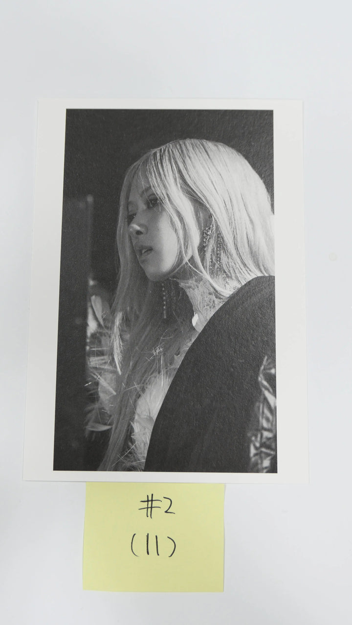 Rose (of Blackpink) -R-   Official Postcard - HALLYUSUPERSTORE